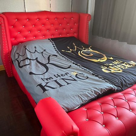 W District Guesthouse Bangkok Bagian luar foto