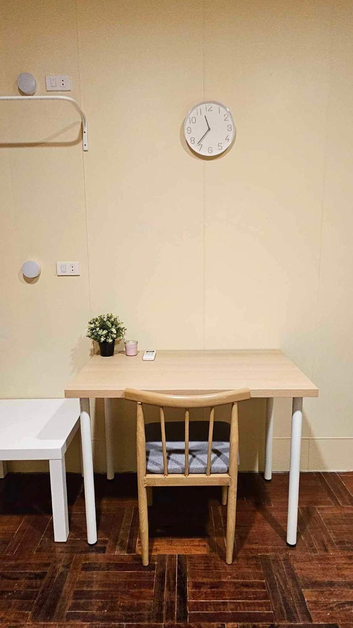W District Guesthouse Bangkok Bagian luar foto